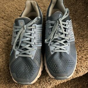 Cloud nine tennis shoes